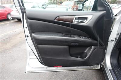 2013 Nissan Pathfinder SL - Photo 10 - Newark, NJ 07104