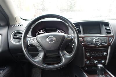 2013 Nissan Pathfinder SL - Photo 13 - Newark, NJ 07104