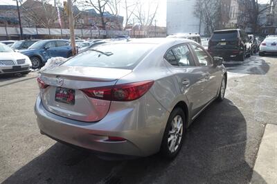 2016 Mazda Mazda3 i Touring   - Photo 5 - Newark, NJ 07104