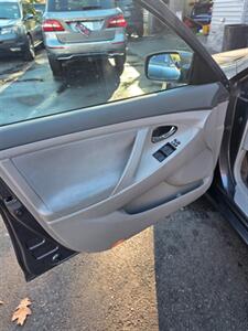 2008 Toyota Camry LE   - Photo 11 - Newark, NJ 07104