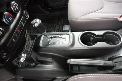 2014 Jeep Wrangler Sahara   - Photo 17 - Newark, NJ 07104