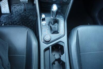 2019 Volkswagen Tiguan SE 4Motion   - Photo 18 - Newark, NJ 07104