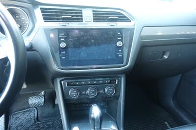 2019 Volkswagen Tiguan SE 4Motion   - Photo 17 - Newark, NJ 07104
