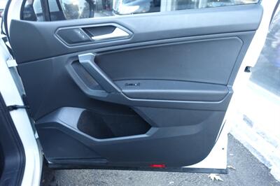 2019 Volkswagen Tiguan SE 4Motion   - Photo 14 - Newark, NJ 07104