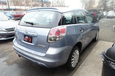 2005 Toyota Matrix   - Photo 8 - Newark, NJ 07104