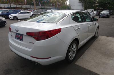 2013 Kia Optima EX   - Photo 8 - Newark, NJ 07104