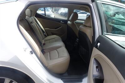 2013 Kia Optima EX   - Photo 16 - Newark, NJ 07104