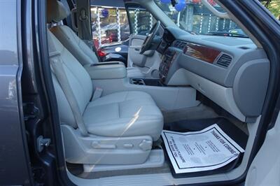 2011 Chevrolet Tahoe LT   - Photo 15 - Newark, NJ 07104