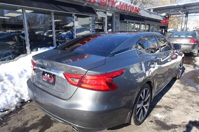 2017 Nissan Maxima 3.5 SV   - Photo 6 - Newark, NJ 07104