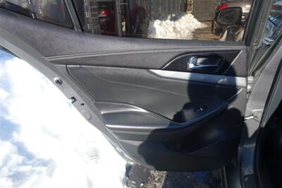 2017 Nissan Maxima 3.5 SV   - Photo 12 - Newark, NJ 07104