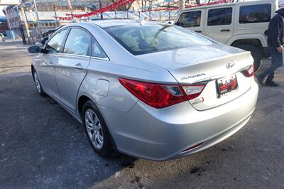 2012 Hyundai SONATA GLS   - Photo 6 - Newark, NJ 07104