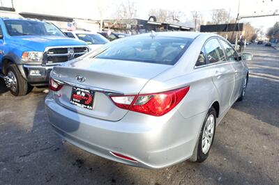 2012 Hyundai SONATA GLS   - Photo 8 - Newark, NJ 07104