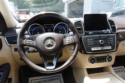 2018 Mercedes-Benz GLE 350 4MATIC   - Photo 13 - Newark, NJ 07104