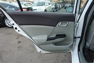 2012 Honda Civic EX - Photo 12 - Newark, NJ 07104