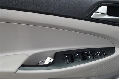 2020 Hyundai TUCSON SE - Photo 19 - Newark, NJ 07104