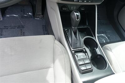 2020 Hyundai TUCSON SE - Photo 16 - Newark, NJ 07104