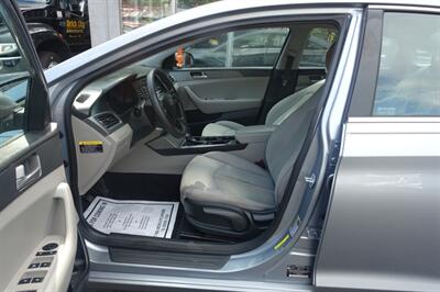 2015 Hyundai SONATA SE   - Photo 9 - Newark, NJ 07104
