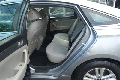 2015 Hyundai SONATA SE   - Photo 11 - Newark, NJ 07104
