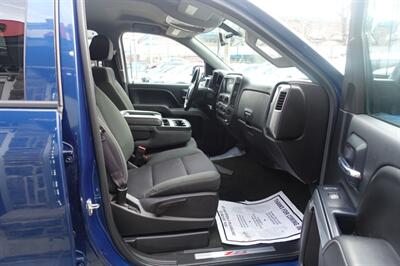 2016 Chevrolet Silverado 1500 LT   - Photo 14 - Newark, NJ 07104
