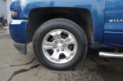 2016 Chevrolet Silverado 1500 LT   - Photo 20 - Newark, NJ 07104