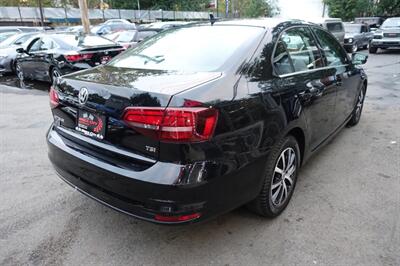 2017 Volkswagen Jetta 1.4T SE   - Photo 8 - Newark, NJ 07104