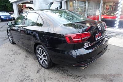 2017 Volkswagen Jetta 1.4T SE   - Photo 6 - Newark, NJ 07104