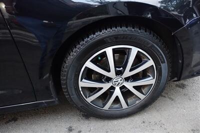 2017 Volkswagen Jetta 1.4T SE   - Photo 11 - Newark, NJ 07104