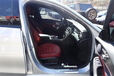 2021 Mercedes-Benz C 300 4MATIC   - Photo 14 - Newark, NJ 07104