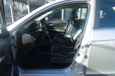 2009 Honda Accord EX-L   - Photo 9 - Newark, NJ 07104