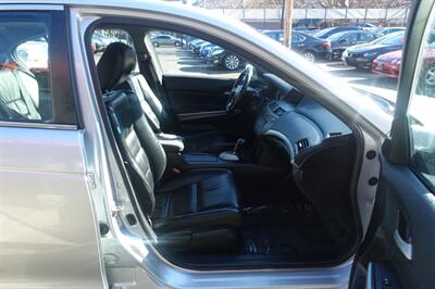 2009 Honda Accord EX-L   - Photo 14 - Newark, NJ 07104