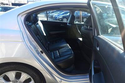 2009 Honda Accord EX-L   - Photo 16 - Newark, NJ 07104