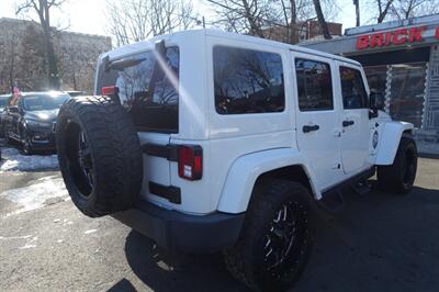 2015 Jeep Wrangler Altitude   - Photo 8 - Newark, NJ 07104