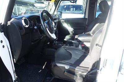 2015 Jeep Wrangler Altitude   - Photo 10 - Newark, NJ 07104