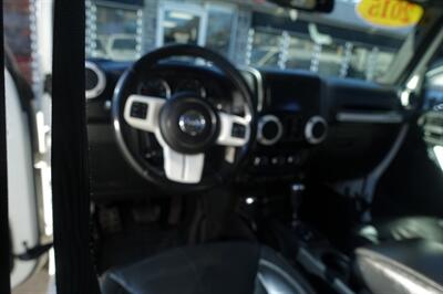 2015 Jeep Wrangler Altitude   - Photo 14 - Newark, NJ 07104