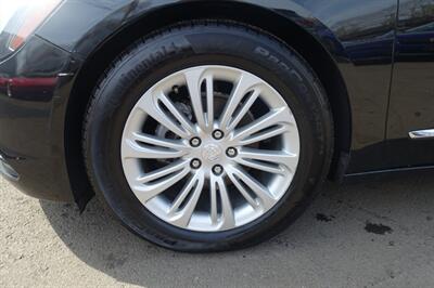 2018 Buick LaCrosse Essence   - Photo 21 - Newark, NJ 07104