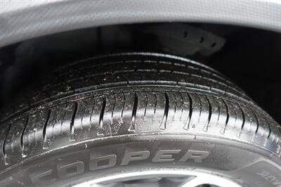 2014 Subaru XV Crosstrek 2.0i Premium   - Photo 22 - Newark, NJ 07104