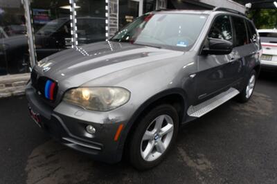 2010 BMW X5 xDrive30i   - Photo 1 - Newark, NJ 07104