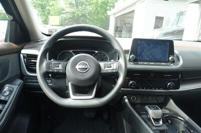 2022 Nissan Rogue SV   - Photo 13 - Newark, NJ 07104