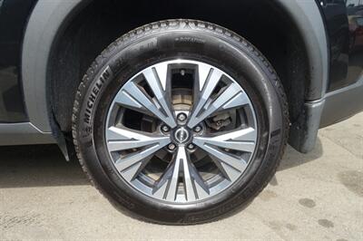 2022 Nissan Rogue SV   - Photo 24 - Newark, NJ 07104