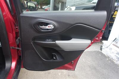 2014 Jeep Cherokee Limited   - Photo 17 - Newark, NJ 07104