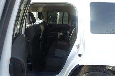 2017 Jeep Patriot Latitude   - Photo 11 - Newark, NJ 07104