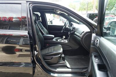 2019 Jeep Grand Cherokee Laredo   - Photo 14 - Newark, NJ 07104