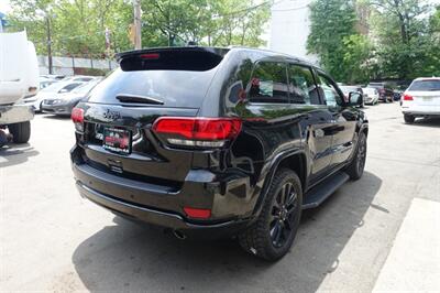2019 Jeep Grand Cherokee Laredo   - Photo 5 - Newark, NJ 07104