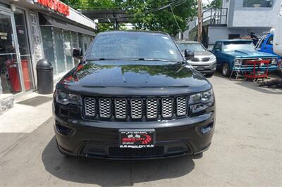 2019 Jeep Grand Cherokee Laredo   - Photo 2 - Newark, NJ 07104