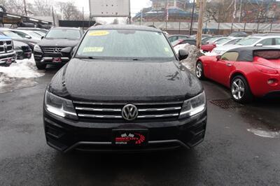 2020 Volkswagen Tiguan SE 4Motion   - Photo 2 - Newark, NJ 07104