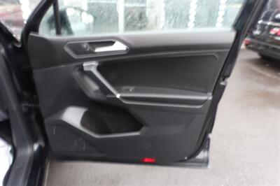 2020 Volkswagen Tiguan SE 4Motion   - Photo 14 - Newark, NJ 07104