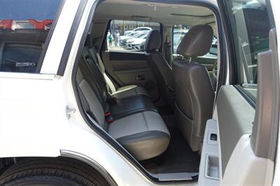 2008 Jeep Grand Cherokee Limited   - Photo 16 - Newark, NJ 07104