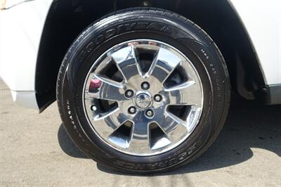 2008 Jeep Grand Cherokee Limited   - Photo 21 - Newark, NJ 07104