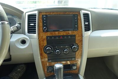2008 Jeep Grand Cherokee Limited   - Photo 18 - Newark, NJ 07104