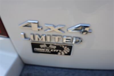 2008 Jeep Grand Cherokee Limited   - Photo 25 - Newark, NJ 07104